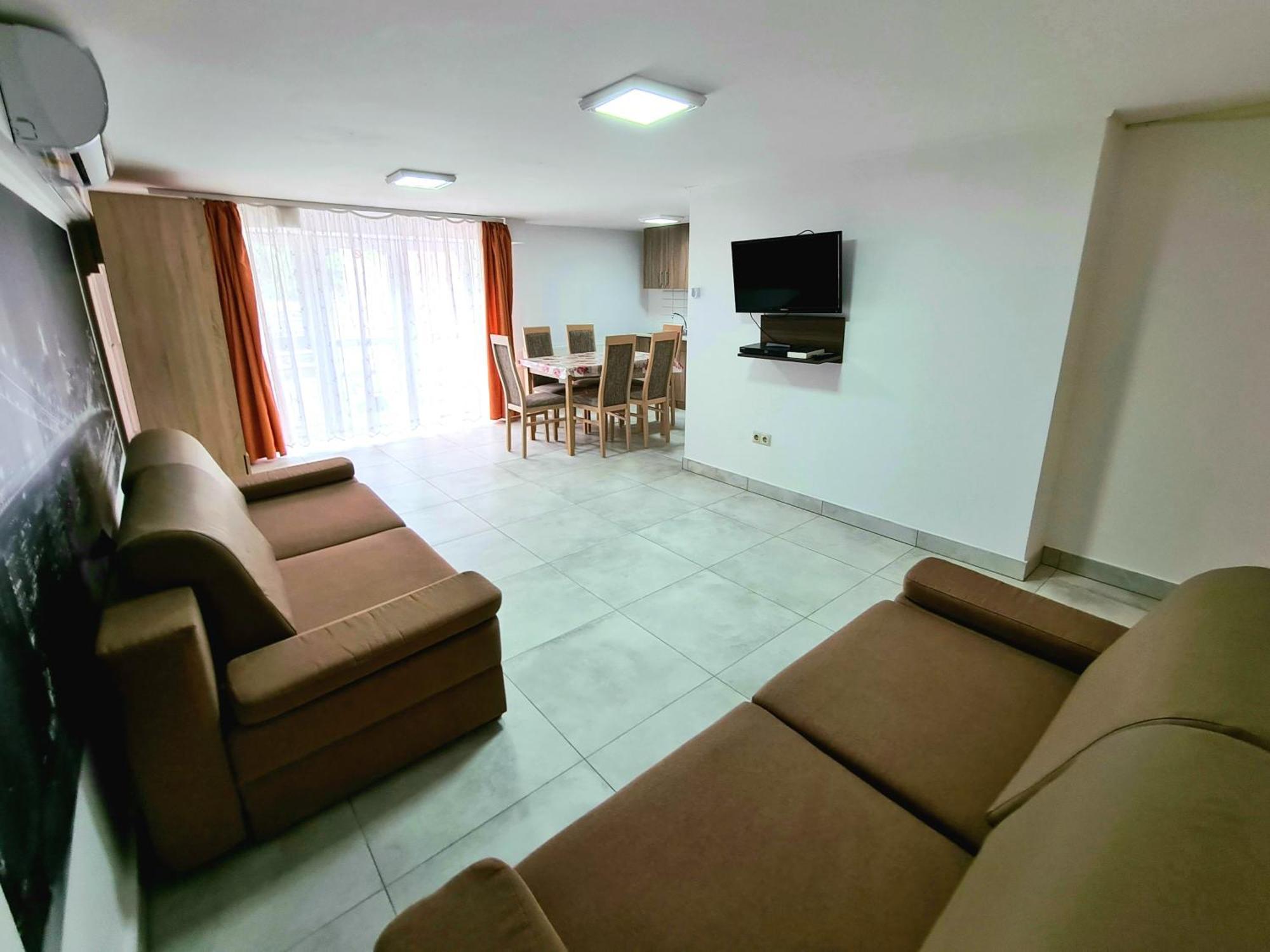 Anita Apartman Sopron Bagian luar foto