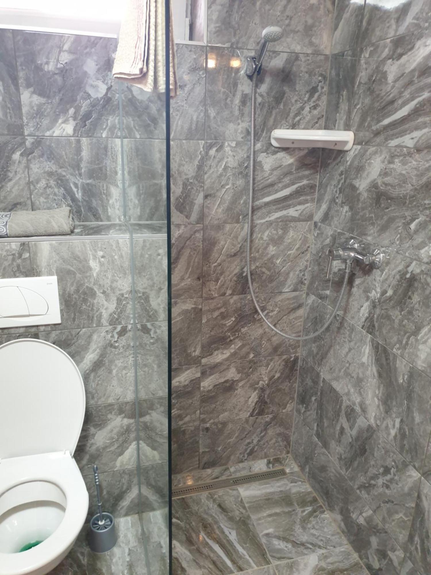 Anita Apartman Sopron Bagian luar foto