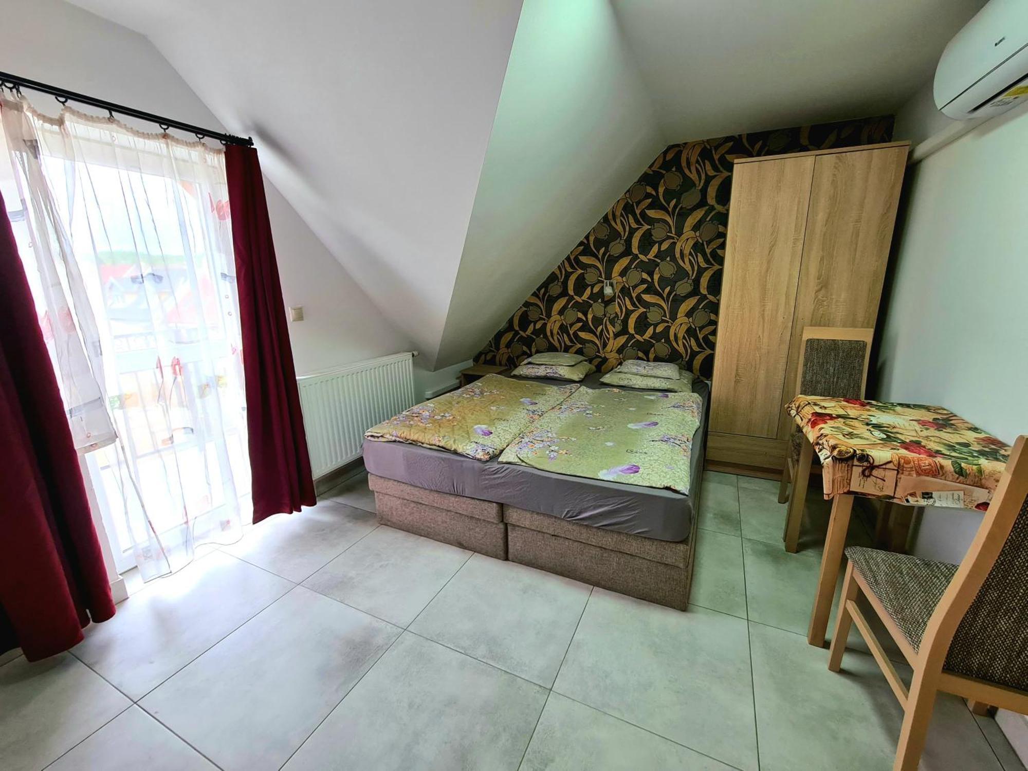 Anita Apartman Sopron Bagian luar foto