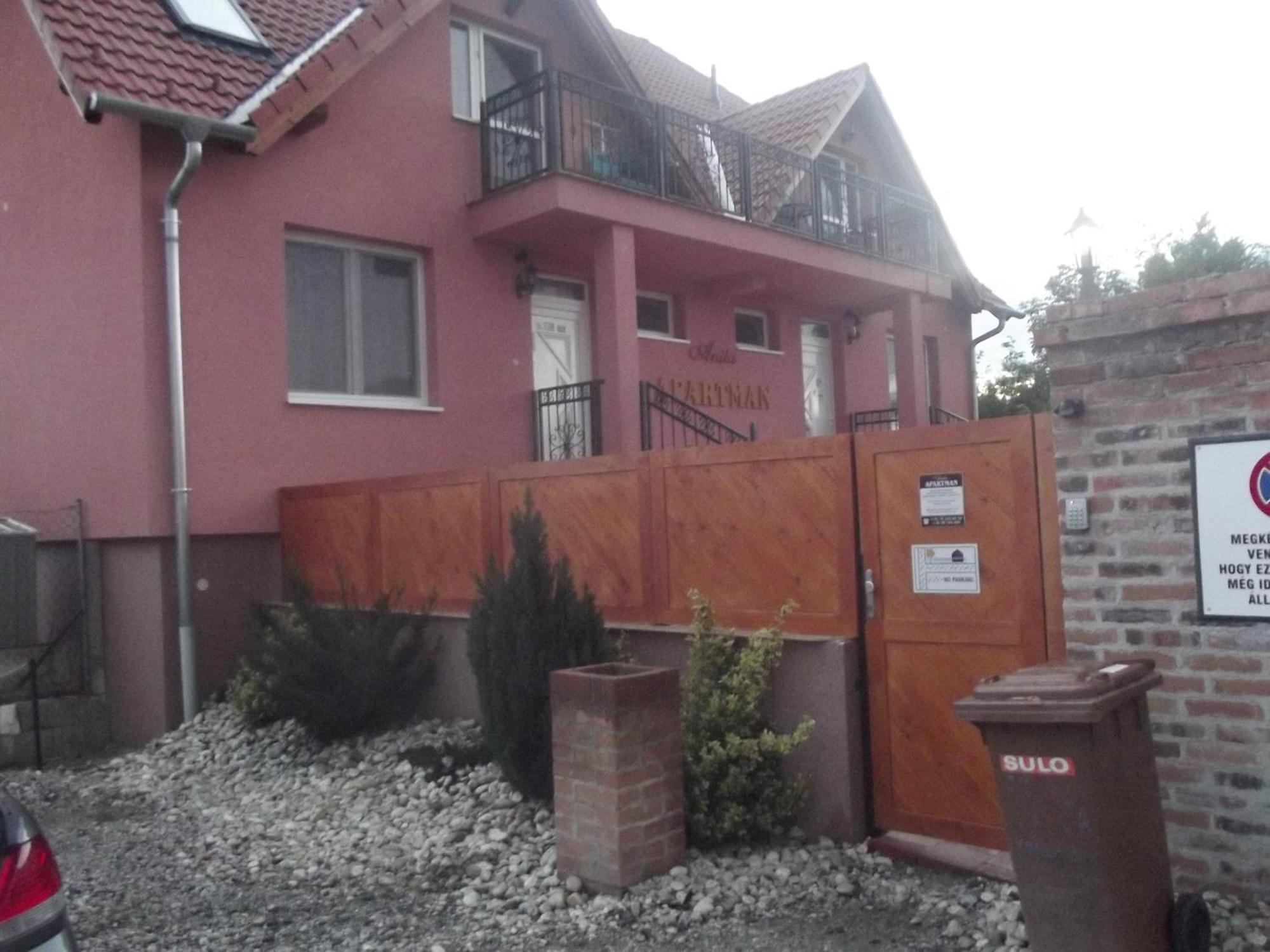 Anita Apartman Sopron Bagian luar foto